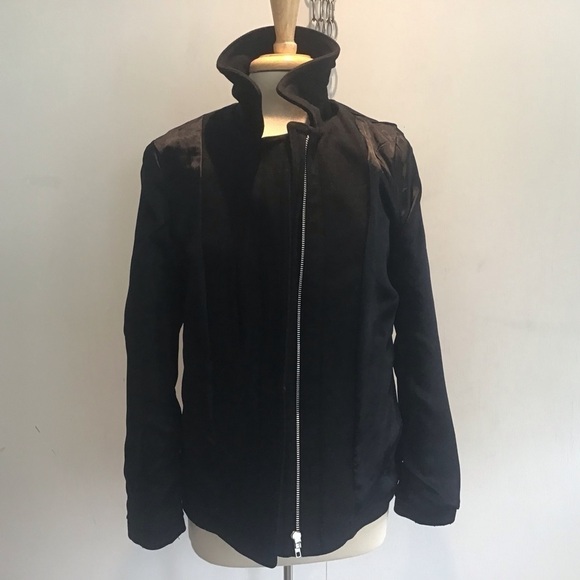 GAP Black Duffle Pea Coat Fully Lined  Horn Toggles over a full zipper Sz Medium - Picture 7 of 13